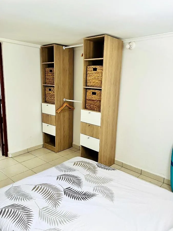 Appartement Charmant A Petit Bourg / 73 M² / Vue Sur Jardin 0*, プティ・ブール